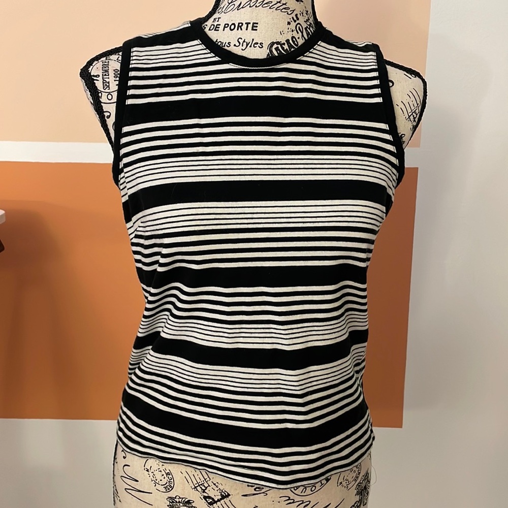 90s black and white stripe top